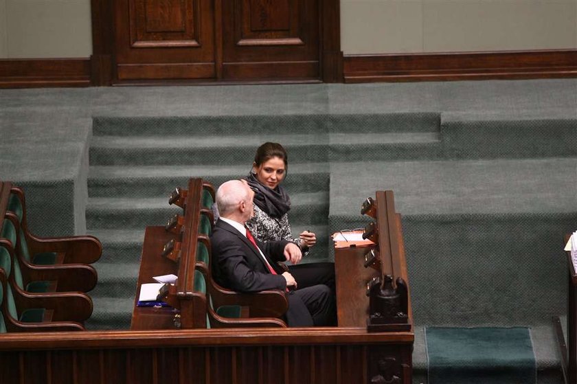 Mucha siada z rządem