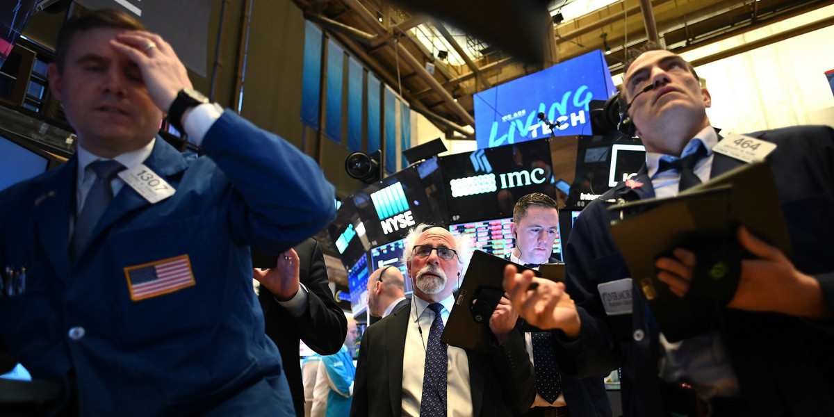 Na Wall Street i światowych giełdach zapanował strach.