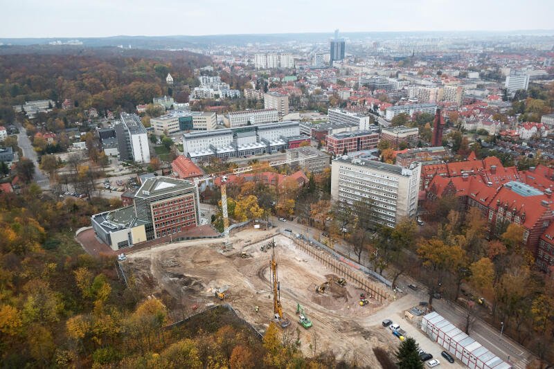 STOS. Politechnika Gdańska buduje nowoczesne centrum informatyczne.