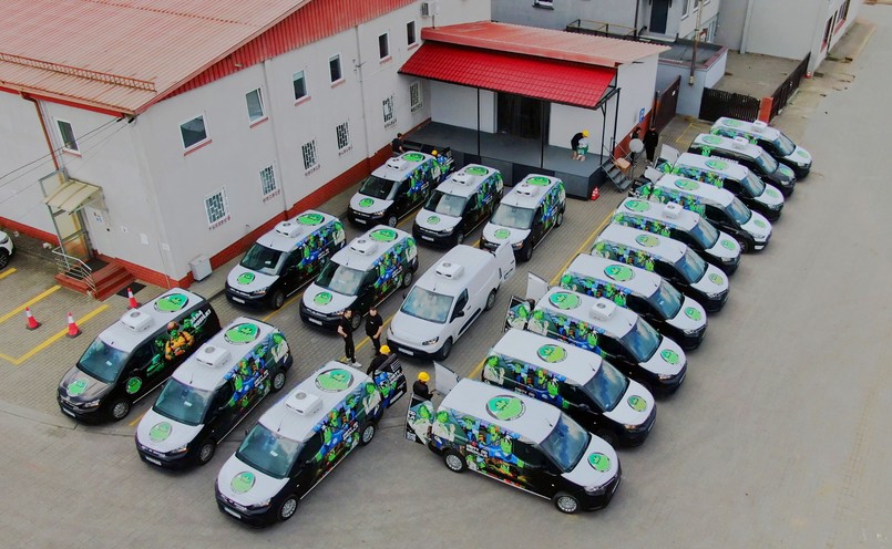 Toyota Proace City z zabudową izotermiczną we flocie cateringu Diety od Brokuła