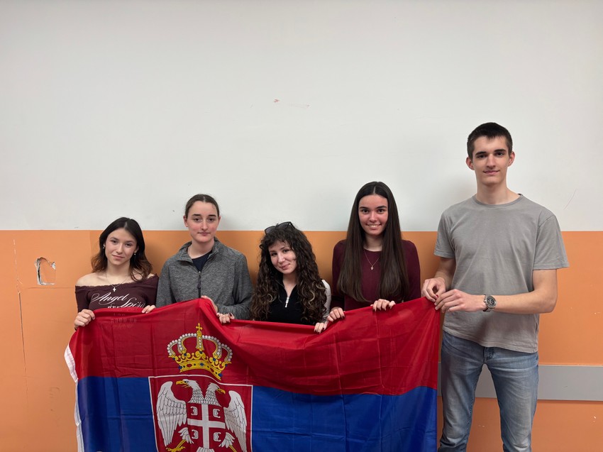 Našu zemlju predstavljali su đaci iz nekoliko gimnazija