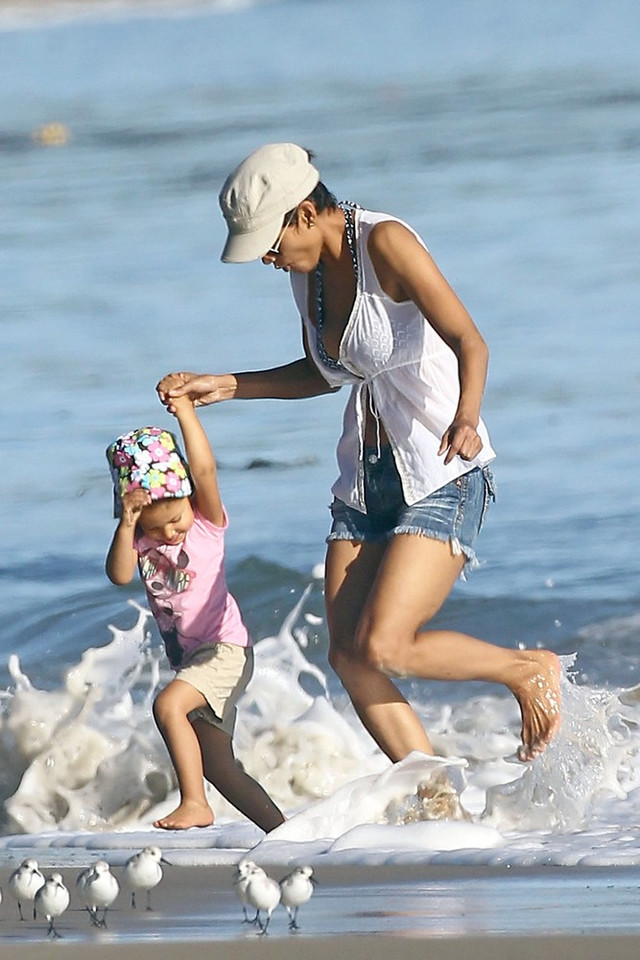 Halle Berry z córką Nahlą