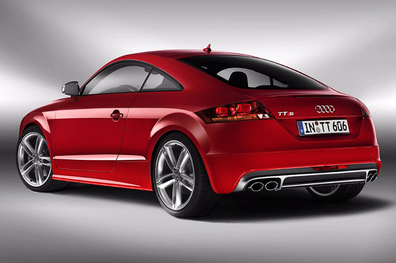 Audi TTS: 200 kW z 2,0 TFSI (oficjalne informacje)