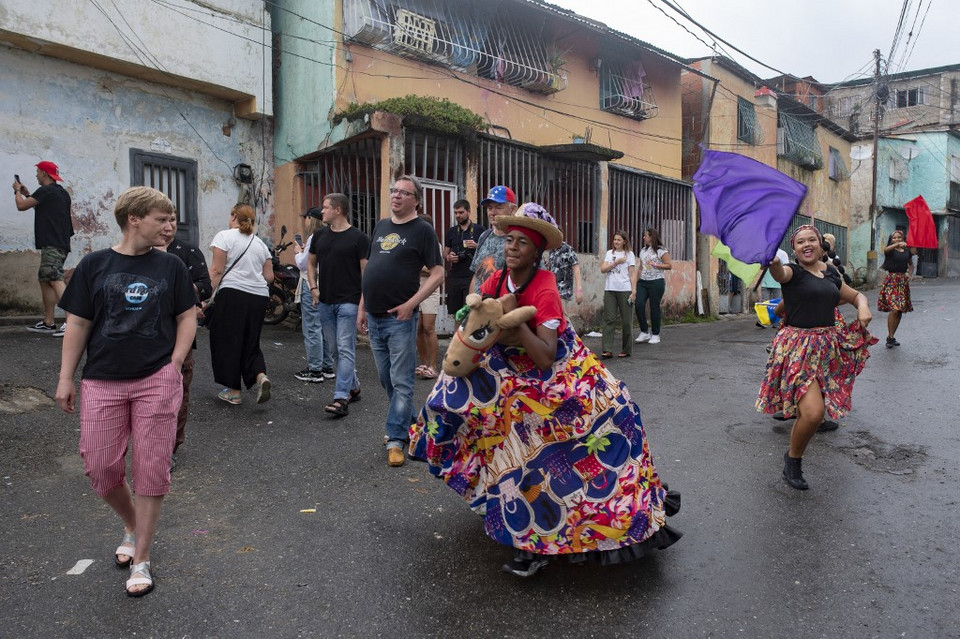 Rosyjscy turyści spędzają tropikalne wakacje w Wenezueli