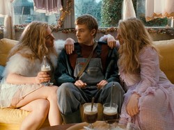 "Drapacz chmur" – znaki zapytania na drodze do dorosłości