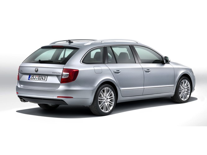 Skoda superb