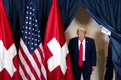 Donald Trump chce zająć Grenlandię, ale w Davos mylił ją z innym państwem