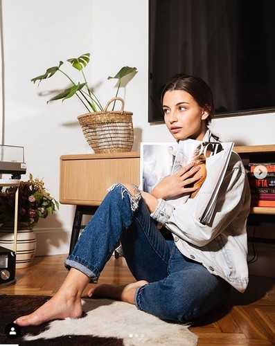 Jak mieszka Julia Wieniawa?