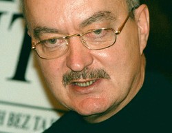 Konsultacje z mordercą ks. Popiełuszki? "Jest ekspertem"