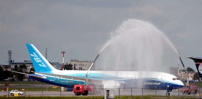 Dreamliner na Okęciu. Wideo