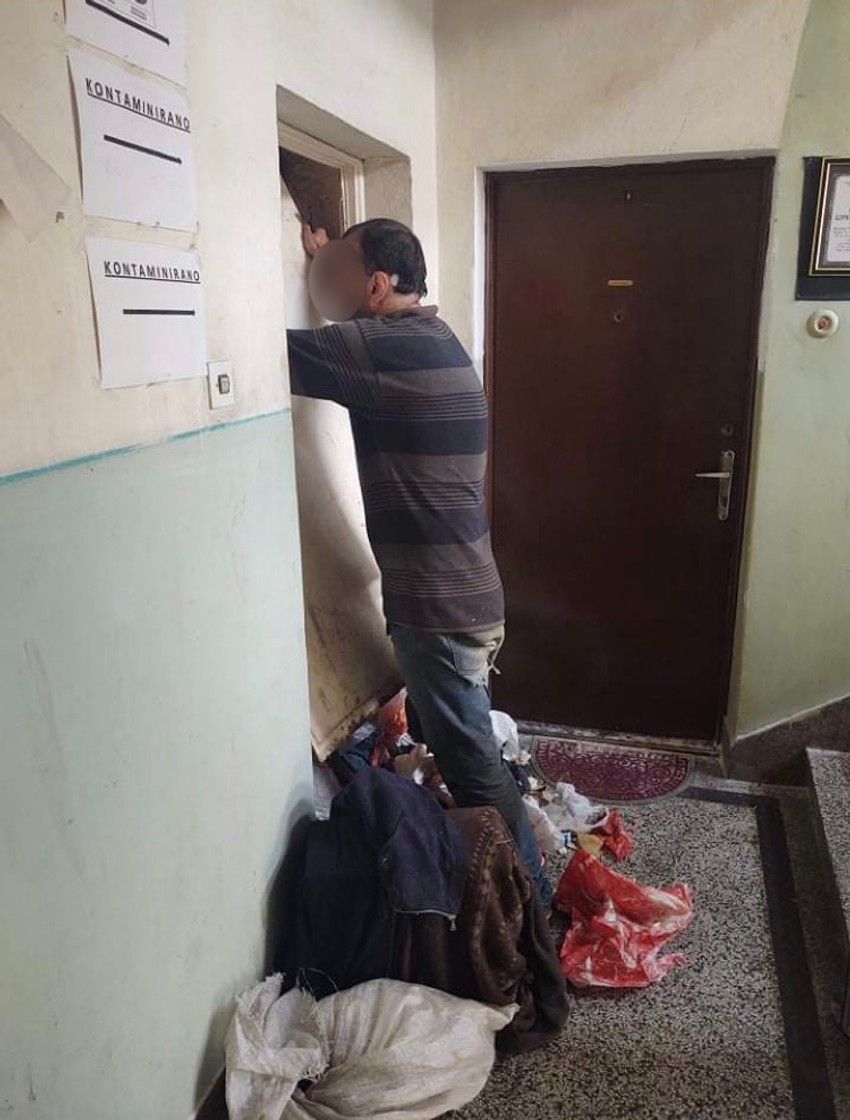 Ovako je preminuli ulazio u svoj stan