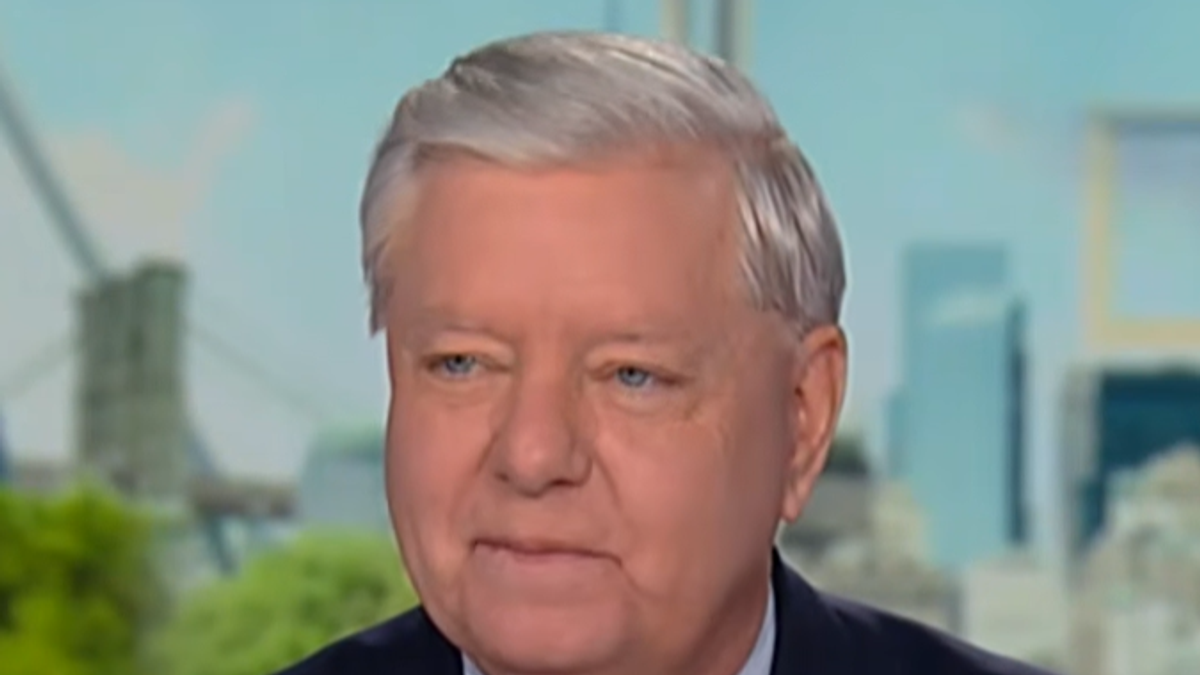 JEDAN POTEZ PROMENIO BI STANJE NA FRONTU Senator uputio hitan zahtev Trampu: Ako ovo uradi, zadaće SNAŽAN UDARAC PUTINU Kép