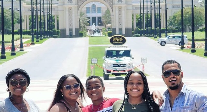 Van Vicker with his family