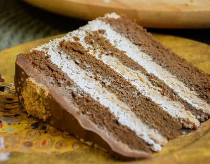 Čoko-moko tortu nije teško napraviti, a po ukusu retko koja može da joj parira