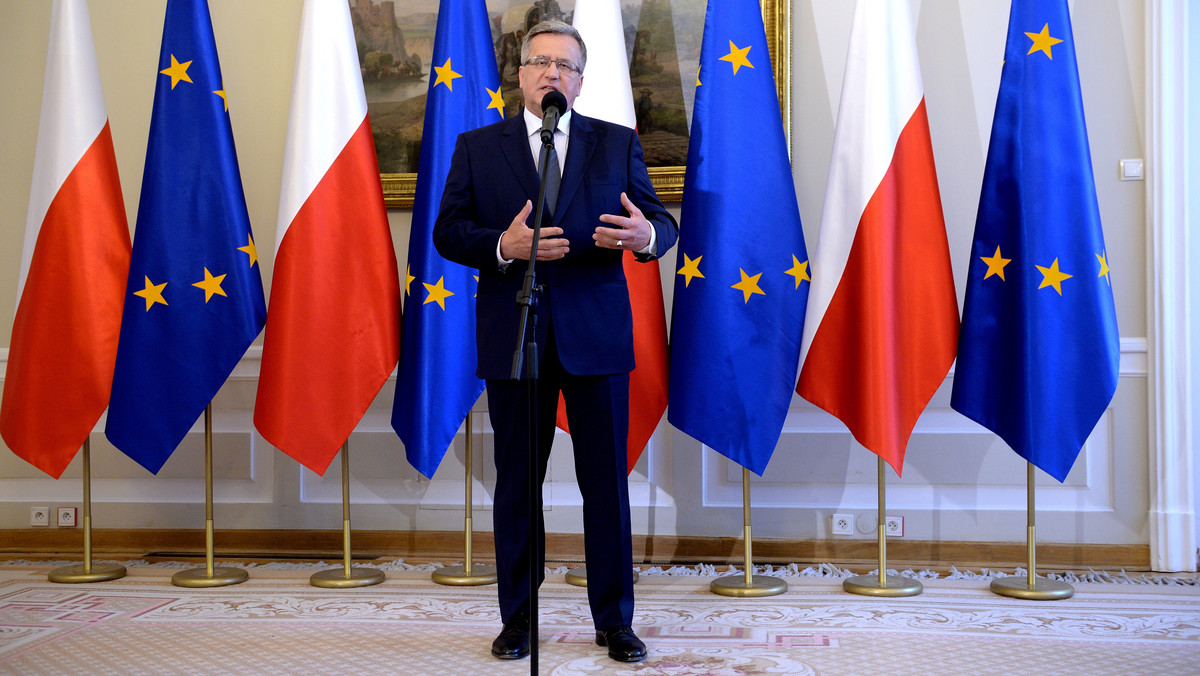 Prezydent Bronisław Komorowski udał się dzisiaj po południu do Bratysławy, gdzie weźmie udział w konferencji Global Security Forum (GLOBSEC 2015). W sobotę spotka się z prezydentem Słowacji Andrejem Kiską.