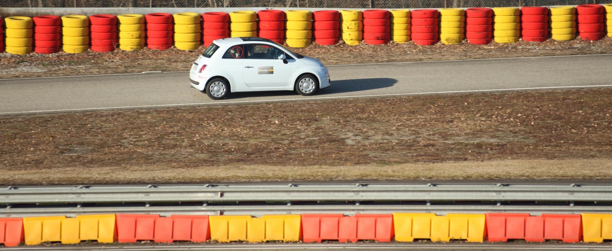 Firma pokazała dwa modele opon cinturato - asymetryczną P4...