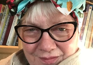 Barbara se probudila usred operacije i osetila kako joj ruke kopaju po stomaku