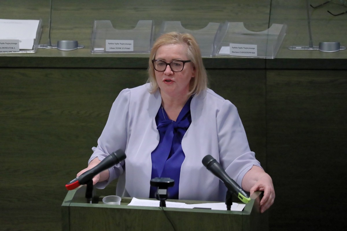Manowska: Jestem osobą, która ludzi łączy, a nie dzieli [WYWIAD]