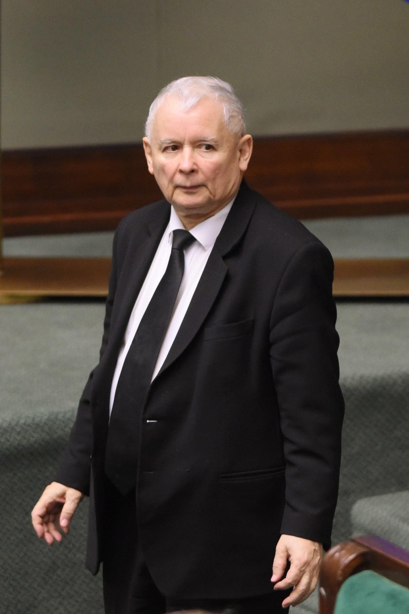 Jarosław Kaczyński przesyłał buziaki