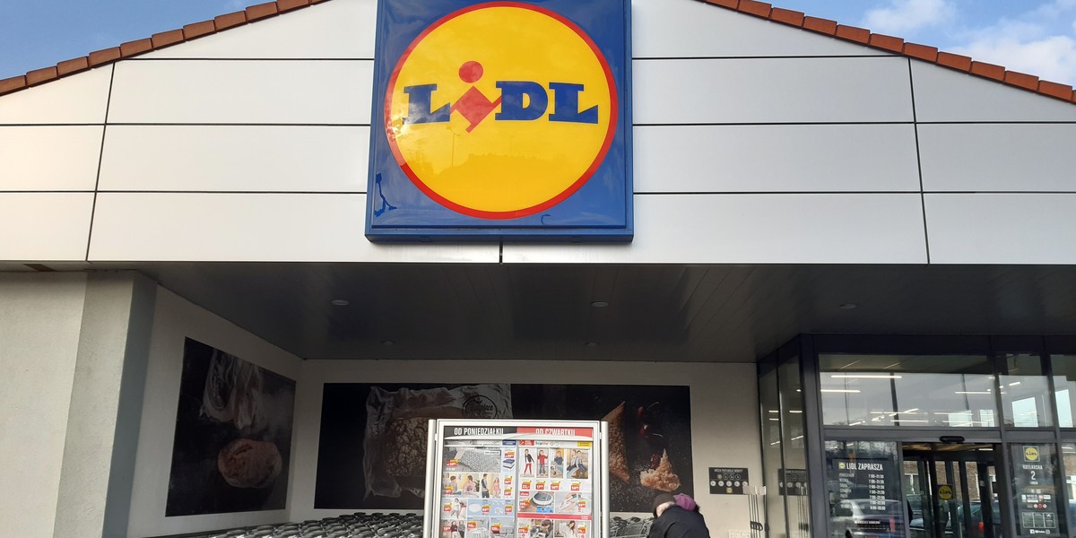 Lidl wprowadza szybkie testy antygenowe na COVID-19 do sprzedaży