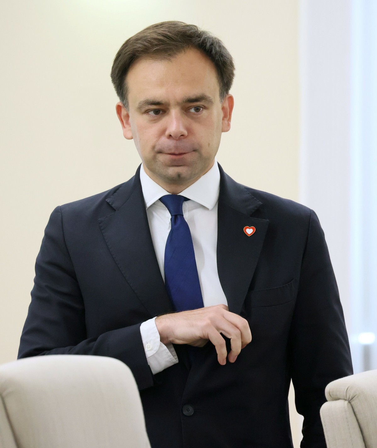 Mieszkania i inwestycje na miliony. Co kryje majątek ministra finansów i gospodarki Andrzeja Domańskiego?