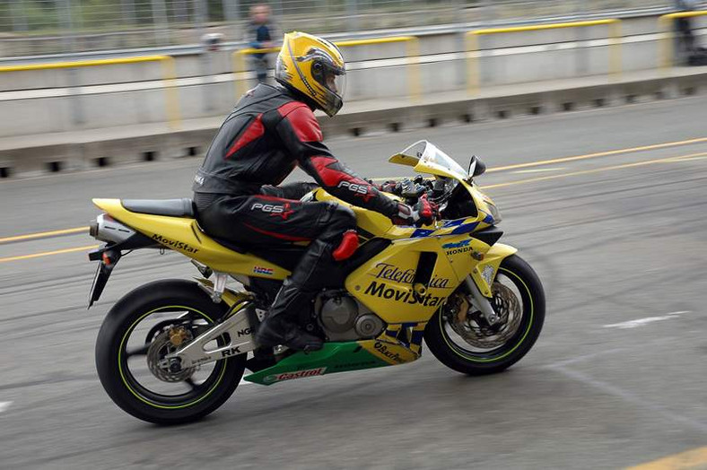 Supermoto Honda Days: nowy CBR600RR na torze
