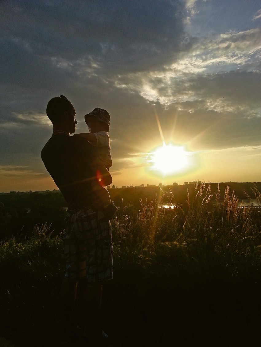 "Trudim se da radim ono što je dobro za Lazara, šetamo, igramo se, pričam mu i učim ga da ne bude sebičan..."