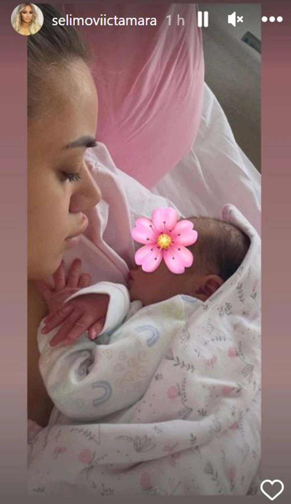 Tamara objavila prvu fotografiju ćerke