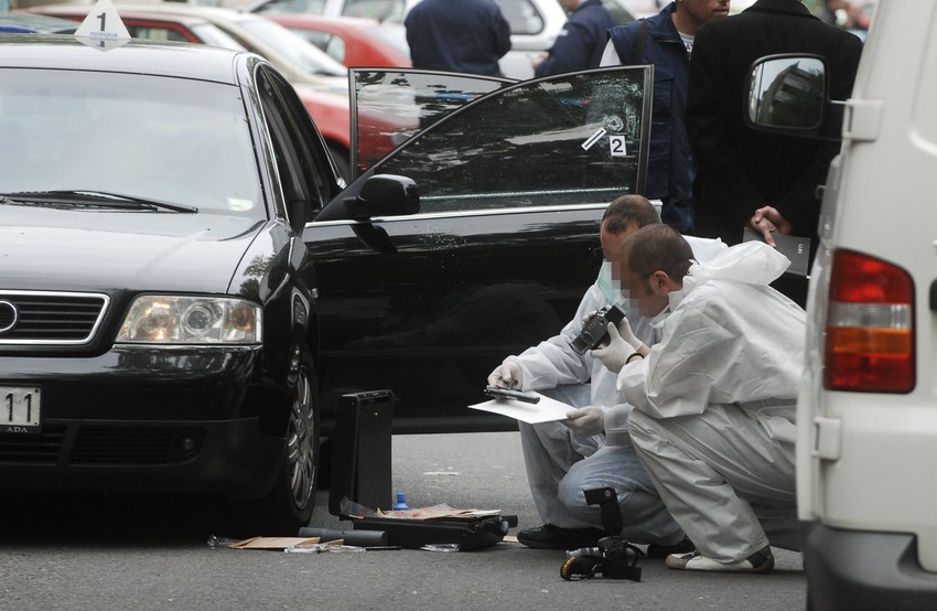 Osim policijskih službenika dokaze će skupljati i privatni detektivi