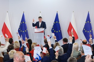 PO przygotowane do startu w eurowyborach. Rada Krajowa partii zatwierdziła listy KO do Parlamentu Europejskiego