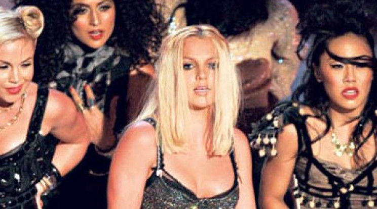 Hurkásan bénázott az MTV-gálán Britney