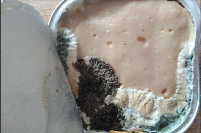 Šta se prodaje kao "svež" mesni narezak, od prizora da vam se želudac prevrne