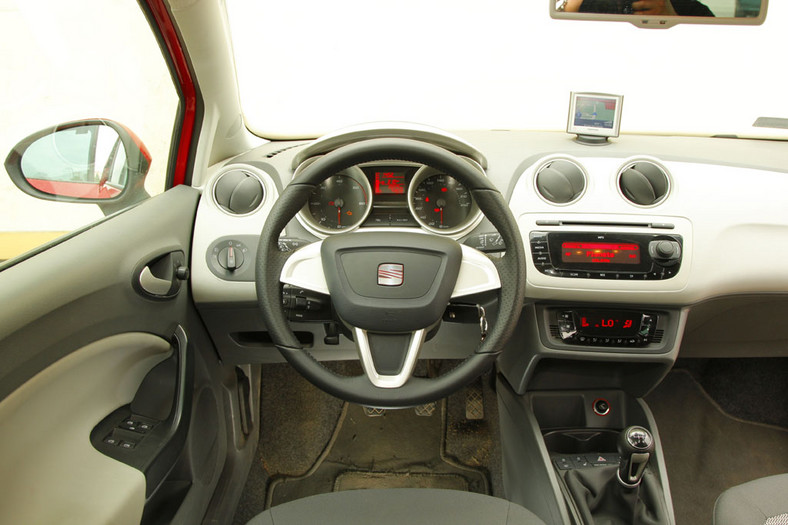 Przyjemność z diesla - Seat Ibiza kontra Citroen C3 i Peugeot 207