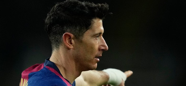 Lewandowski wściekł się. Trener Barcelony wytłumaczył swoją decyzję