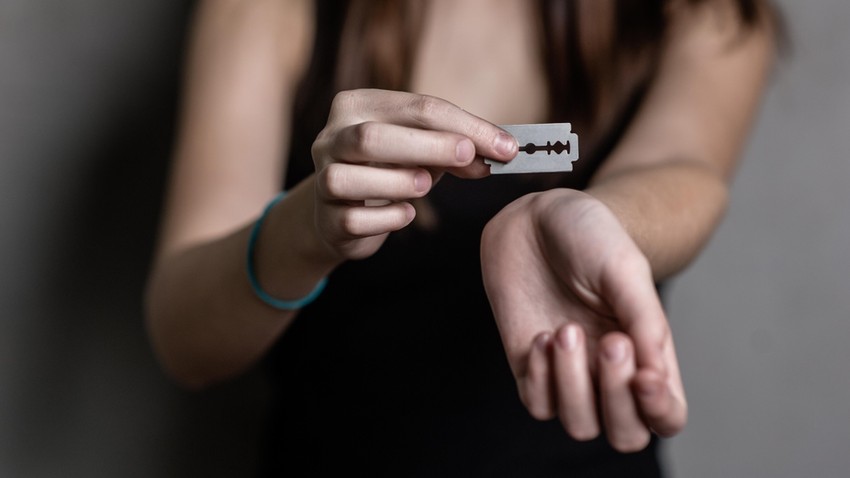 EfektkqTURBXy80MDFhNDI3YTY1MjU3N2JiN2Q0N