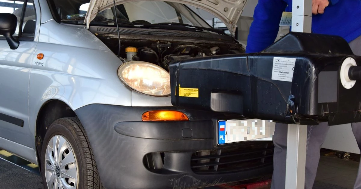 Masz to w aucie? Diagnosta spojrzy i żegnaj dowód rejestracyjny