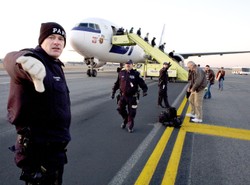 Loty premiera będą utajnione