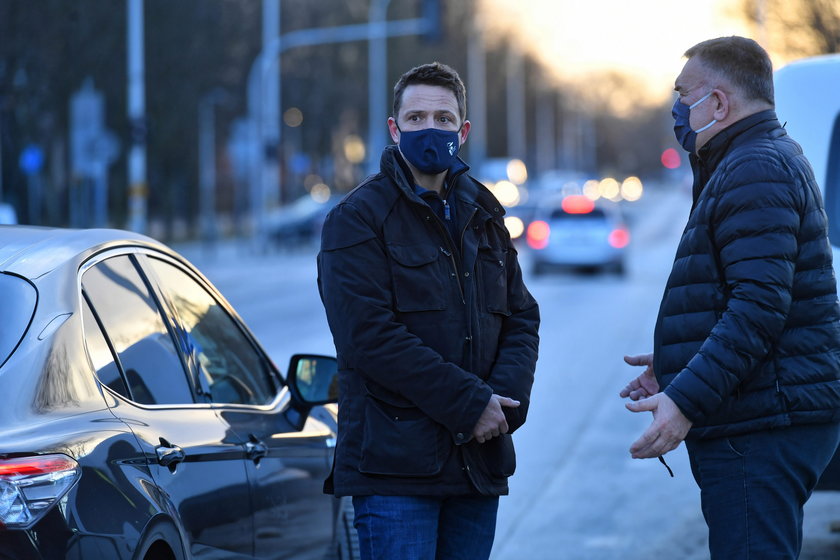 Śmiertelny wypadek na budowie metra w Warszawie. Na pracowników spadła łyżka koparki