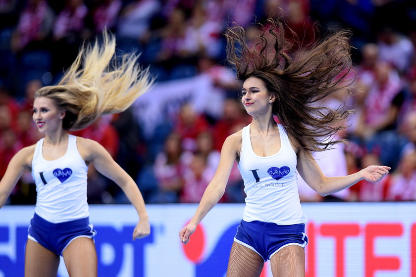 Polskie cheerleaderki i ich występy podczas ME w piłce ręcznej w Polsce