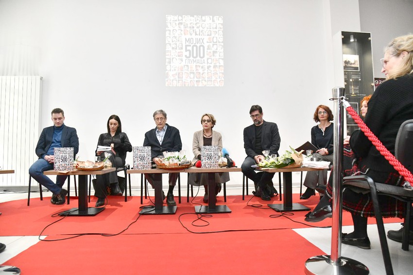 . "Mojih 500 glumaca"