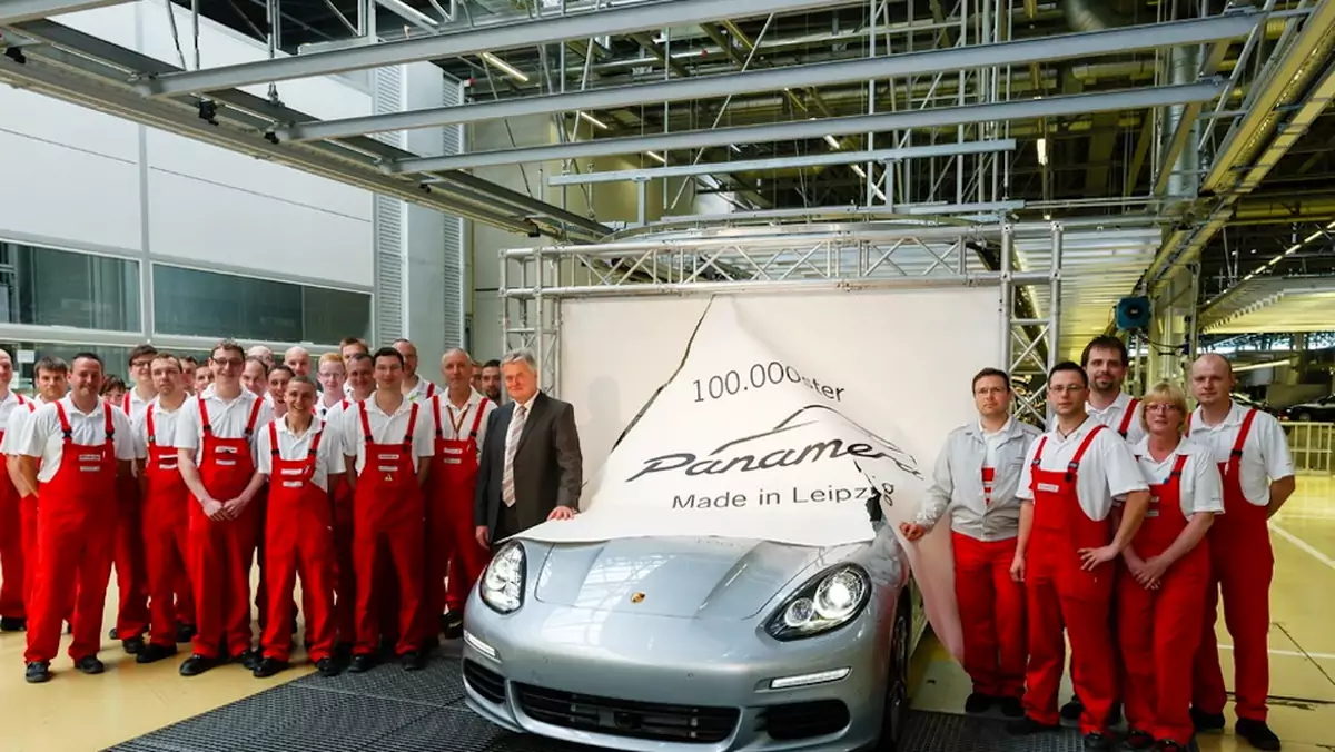 100 000 egzemplarzy Porsche Panamery