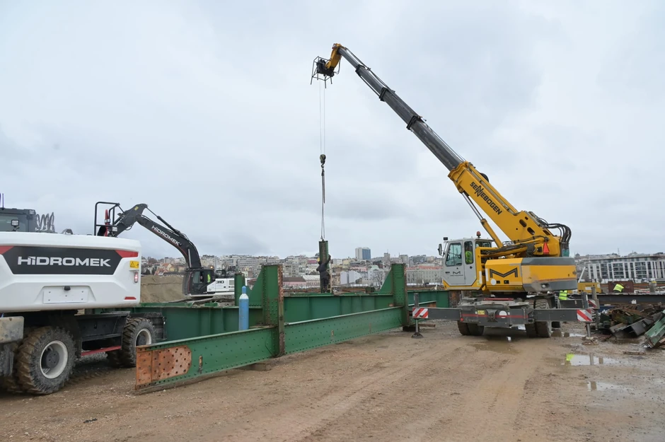 Radovi na izgradnji Novog savskog mosta