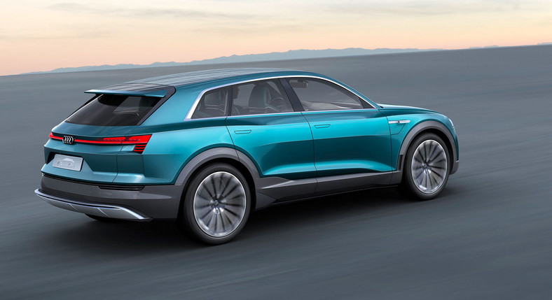 Frankfurt 2015: Audi e-tron quattro concept