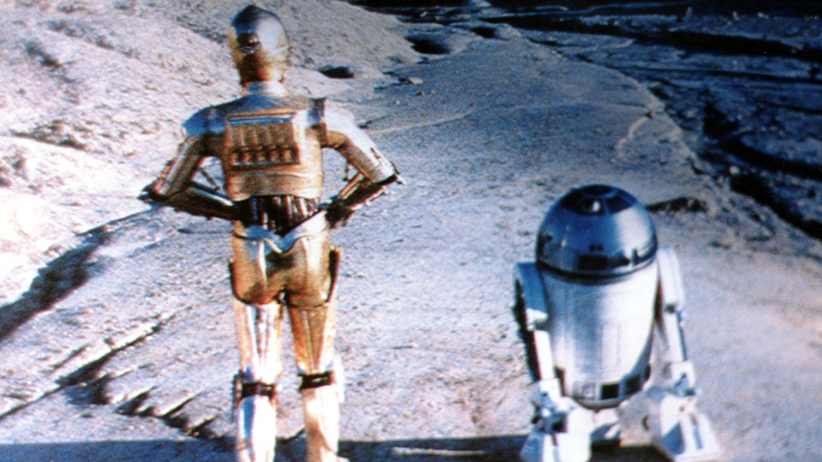 Ennyi volt, elkaszálták a Star Wars új sorozatát: a rendezője szerint C-3PO meleg, R2-D2 pedig leszbikus