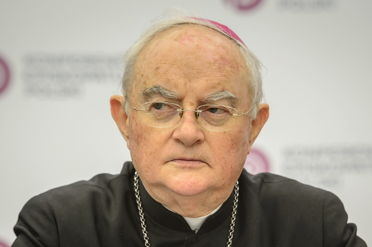 Abp Henryk Hoser