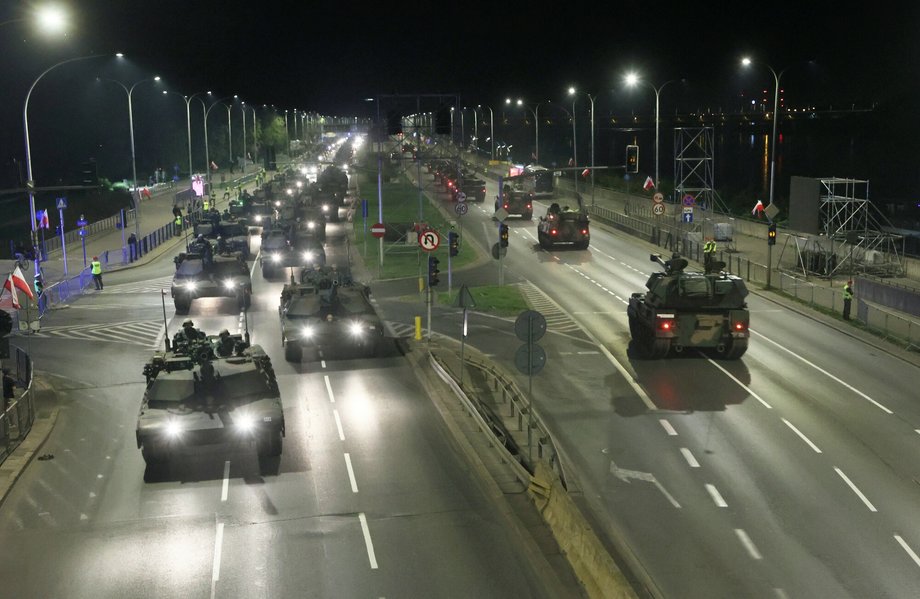 Próba generalna do defilady z okazji Świeta Wojska Polskiego.