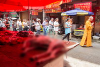 Mintha mi sem történt volna: szabadon árulják tovább a kutya-, macska-, és denevérhúst egy kínai piacon