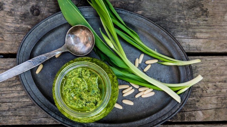 medvehagyma, pesto recept, egészség