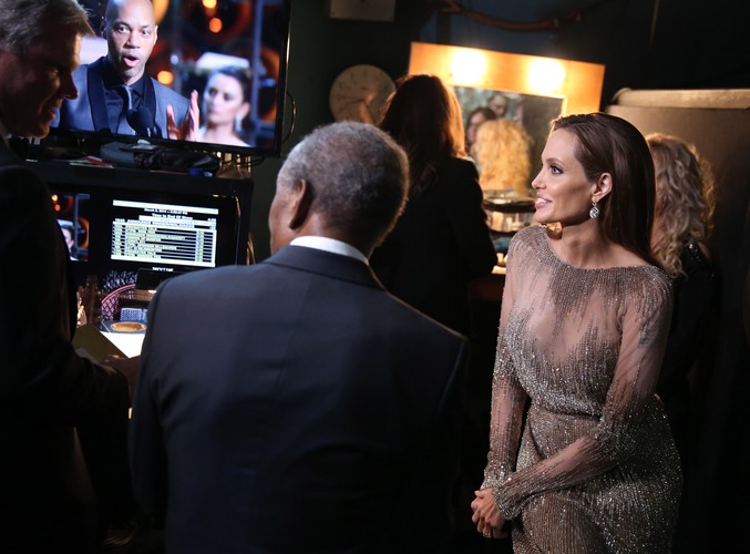Sidney Poitier i Angelina Jolie na ﻿﻿﻿backstage'u