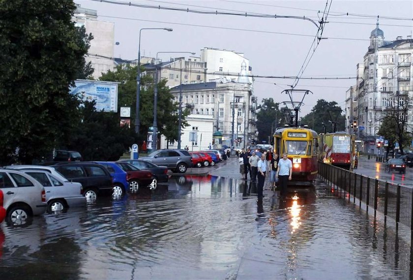 Podtopiło kancelarię premiera